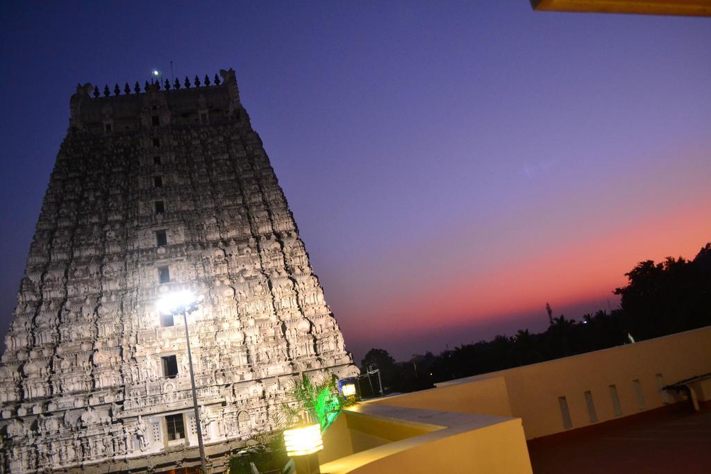 Sri Sarvesha Js Palace Temple View Tiruvannāmalai エクステリア 写真
